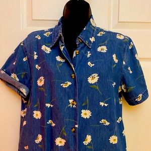 Daisy shirt